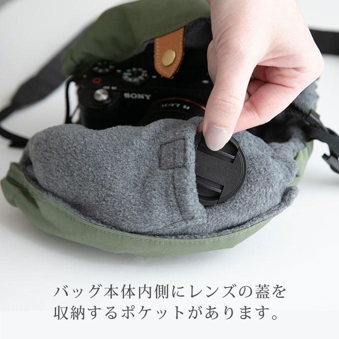 コンパクトカメラ収納バッグ　ミラーレス一眼レフ　収納